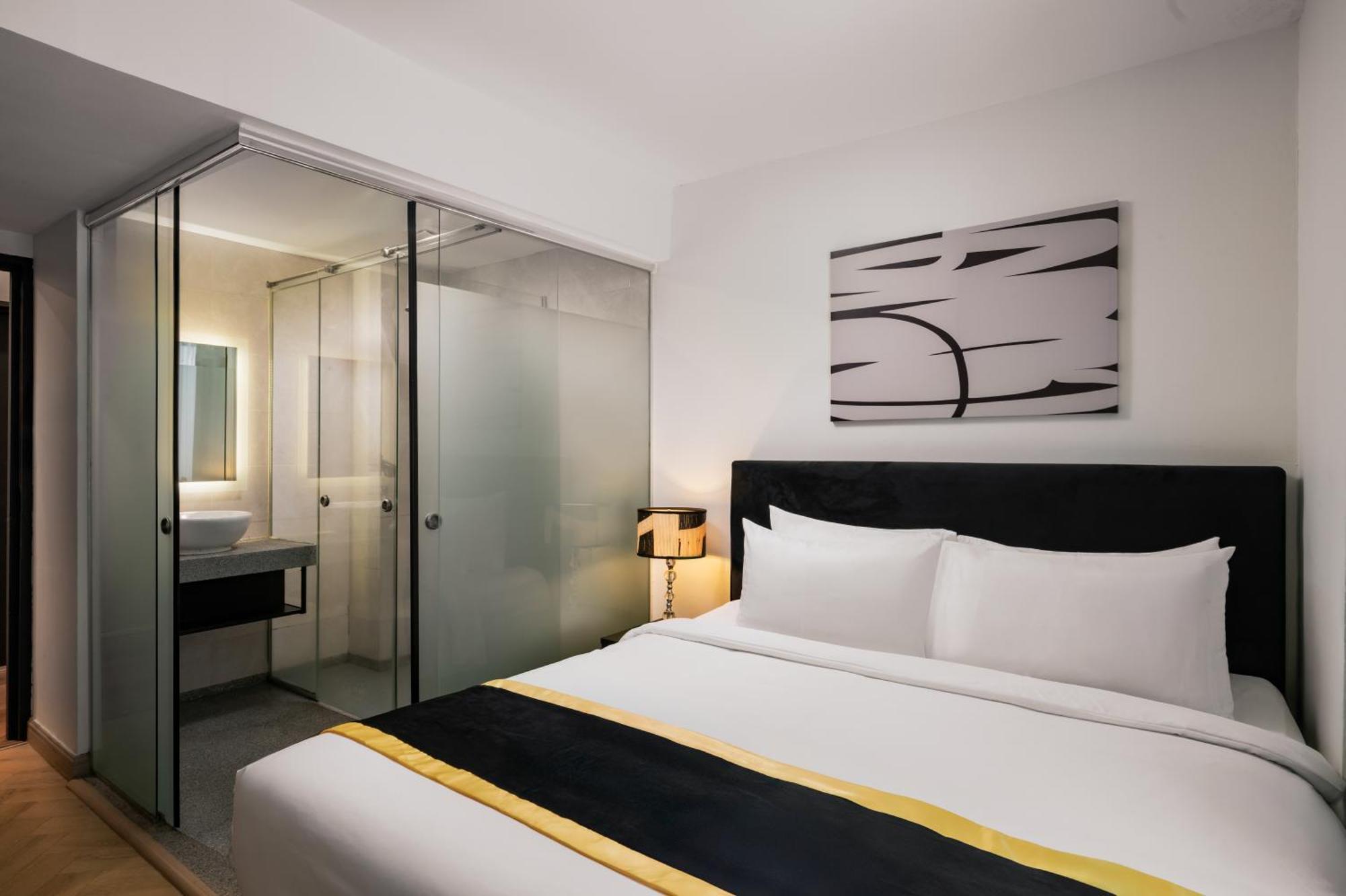Bryqs Hotel Куала-Лумпур Экстерьер фото