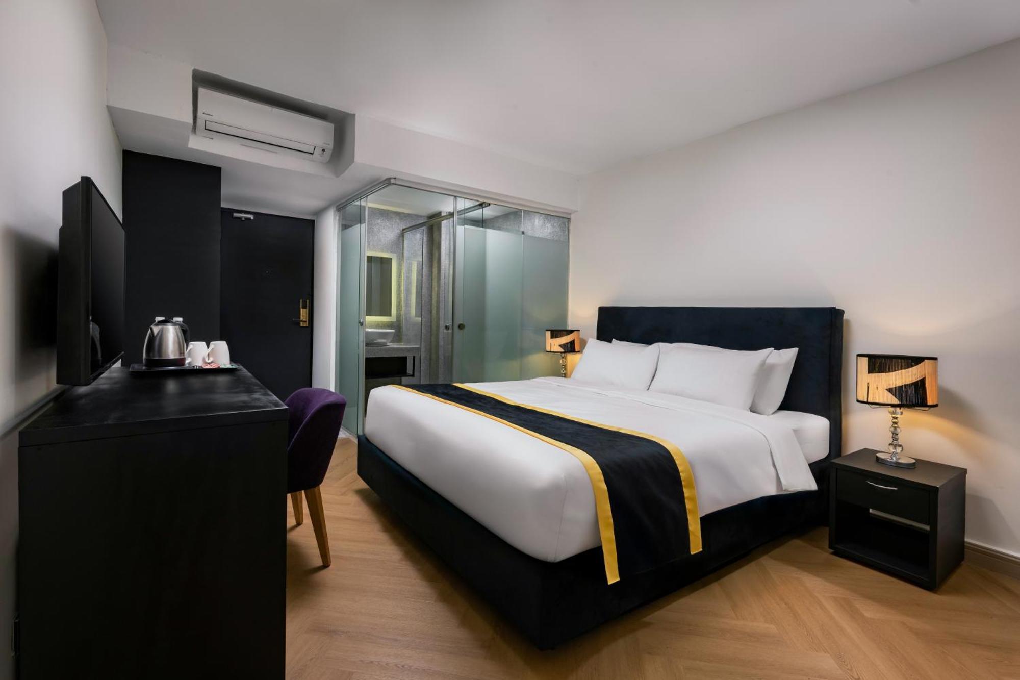 Bryqs Hotel Куала-Лумпур Экстерьер фото
