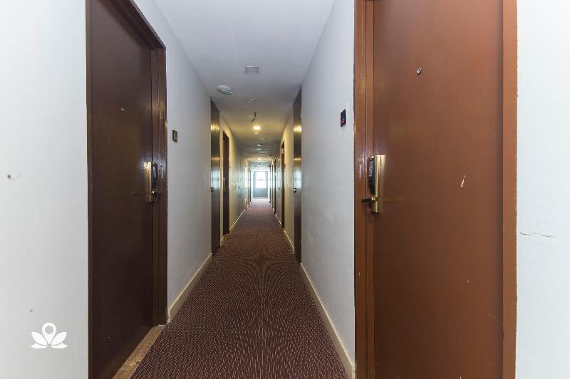 Bryqs Hotel Куала-Лумпур Экстерьер фото